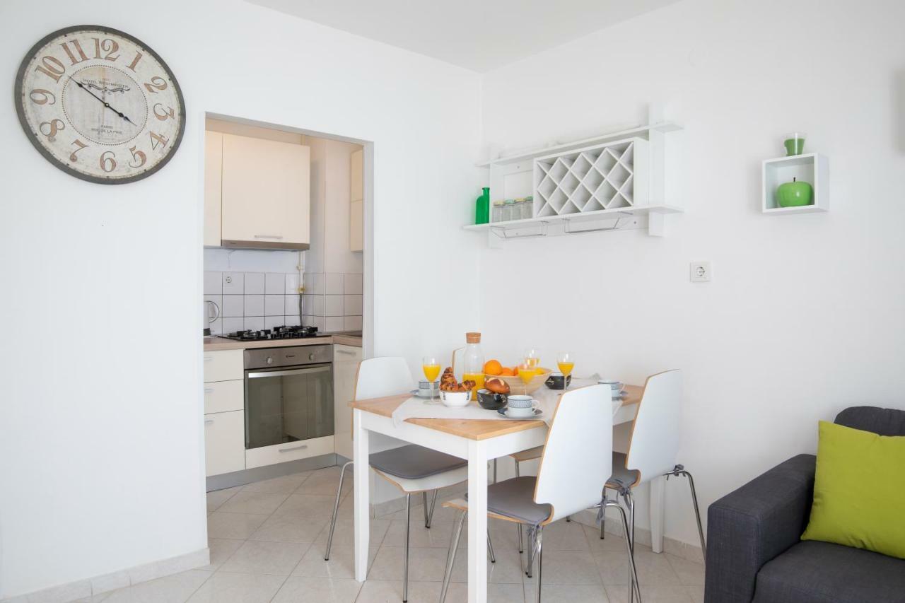 Castropola Apartment Eksteriør billede